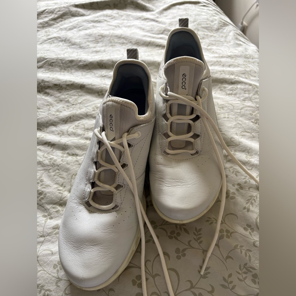 Ecco Off-White Casual Shoes